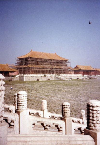 Beijing 1988, Forbidden City, hall with bamboo scaffolding