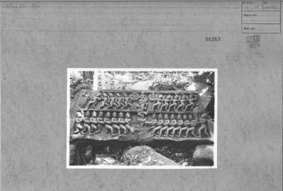 O10-04903.jpg