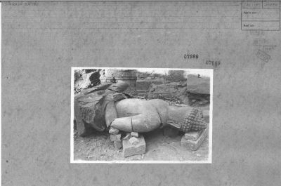 O13-07999.jpg
