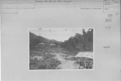 O56-00767.jpg