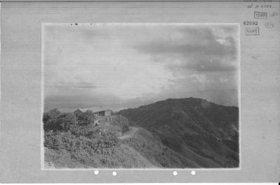 O58-02692.jpg