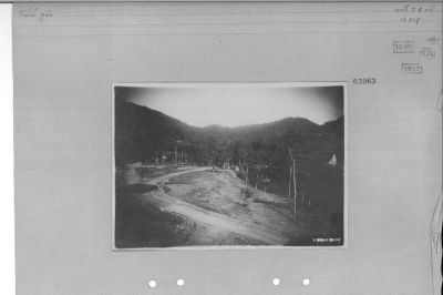 O60-03963.jpg