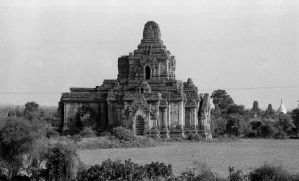 Temple n°1498 Nwa-pya-gu du site de Pagan EFEO_PICP12550