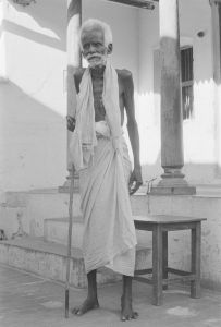 Mel Seval, maison de Vel., portrait d'un vieil homme EFEO_REIM07753