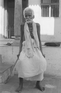 Mel Seval, maison de Vel., portrait d'un vieil homme EFEO_REIM07754