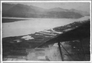 Vue aérienne, usine Lapique, (vue d'ensemble) EFEO_VIE04047_2